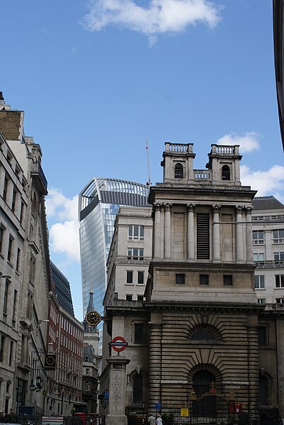 File:St Mary Woolnoth in the City of London, 10 August 2014.jpg