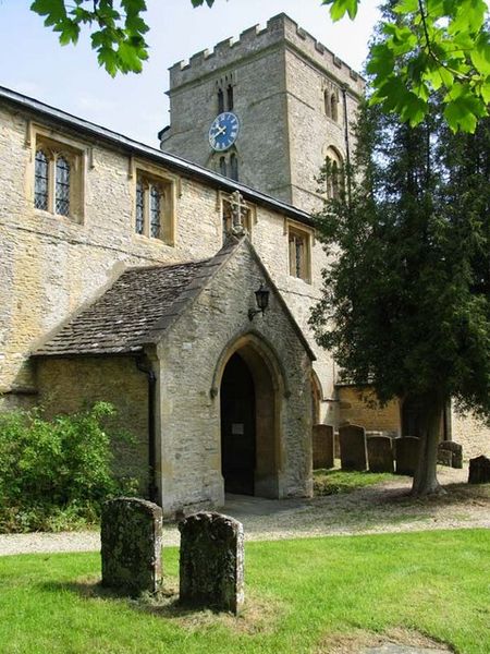 File:St Peter, Bucknell, Oxon - Porch tower.jpg