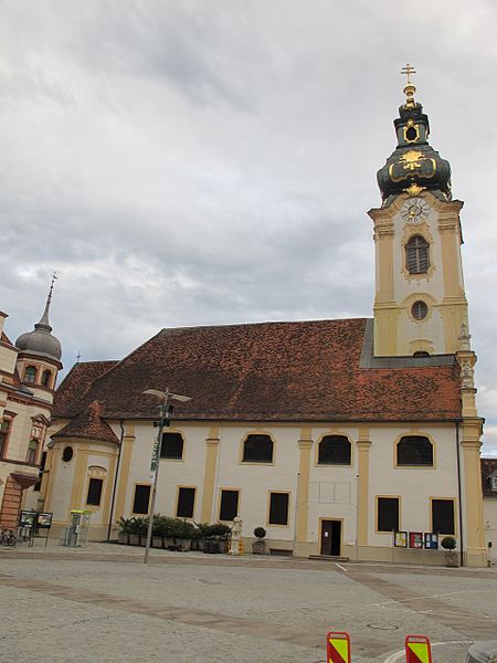 File:Stadtpfarrkirche Hartberg.jpg