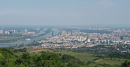 Weltberühmt: Der Ausblick vom Kahlenberg auf Wien samt Donau