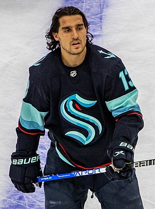 <span class="mw-page-title-main">Brandon Tanev</span> Canadian ice hockey player