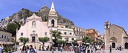 Taormina square.jpg