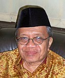 Taufiq Ismail crop