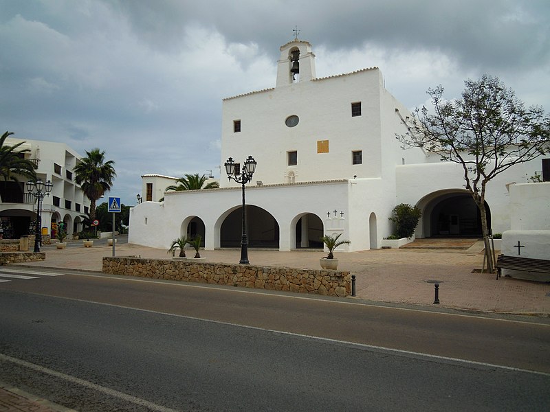 File:The Center of San Jose Ibiza 19 may 2011 (1).JPG