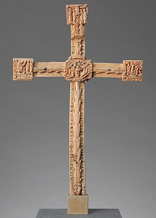 <span class="mw-page-title-main">Cloisters Cross</span> Complex 12th-century ivory Romanesque altar cross or processional cross