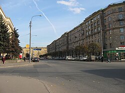 Mesmo lado das casas na rua Tipanova