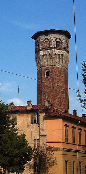 File:Torre dei vialardi.jpg