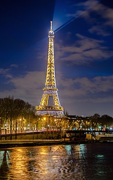 La Tour Eiffel, simbolo di Parigi.