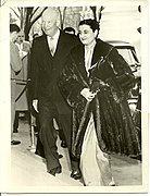 Category:Indira Gandhi in the 1950s - Wikimedia Commons