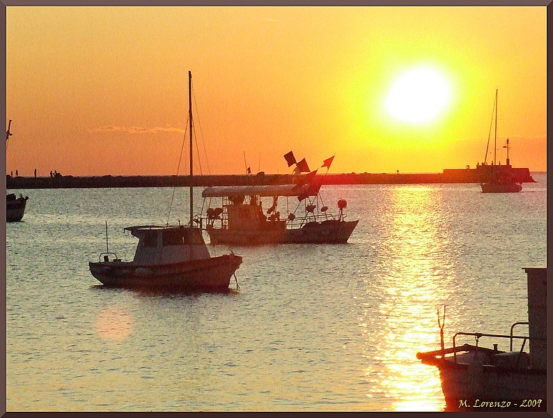 File:Umag sunset 02 - panoramio.jpg