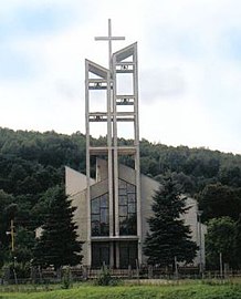 Vyšný Hrušov kostol.jpg