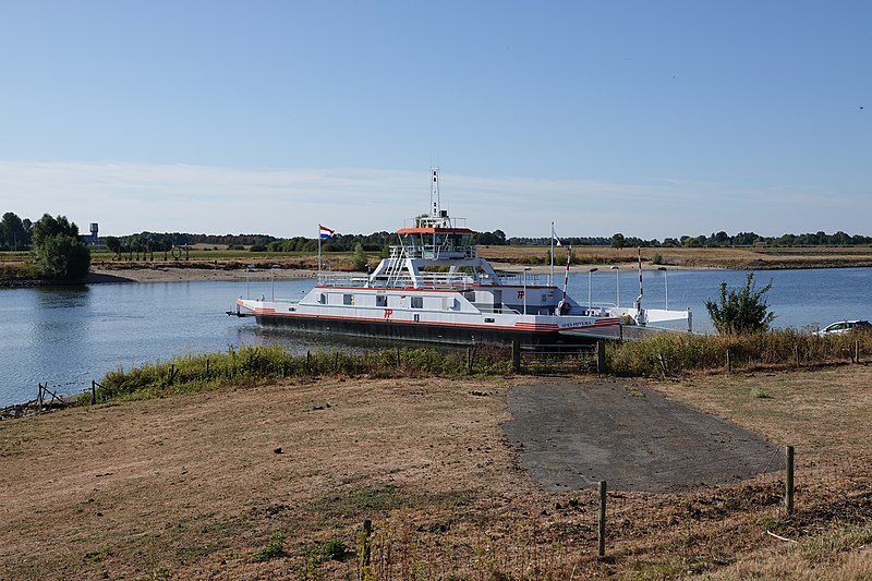 File:Wijk bij Duurstede Ferry 5.jpg