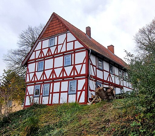 Wohnhaus Haspel 7 zu Bremke, Gleichen