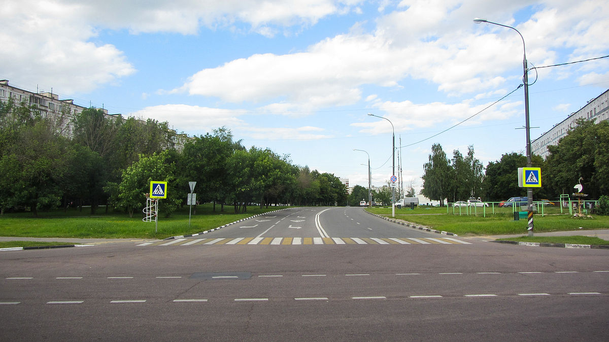 Ясеневая улица (Москва) — Википедия