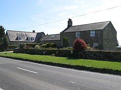 (Situs) Milecastle 20 (Halton Perisai) - geograph.org.inggris - 1377065.jpg