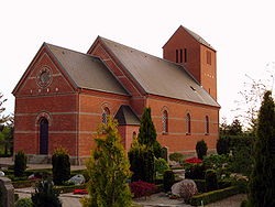 Østervraa Kirke 2009 ubt-1.JPG