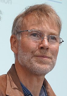 Øyvind Torseter ، Bjørn Ousland ، David Boller und Joscha Sauer mit Wolle Strzyz auf der Frankfurter Buchmesse 2019، 03 (cropped) .jpg