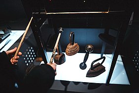 Утюгон — инструмент из коллекции Музея Звука