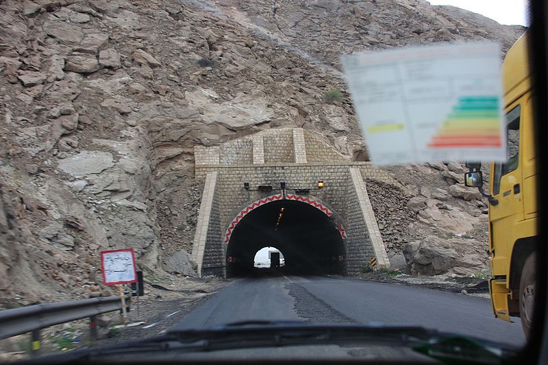 File:تونل گلوگاهTunnel bottleneck - panoramio.jpg