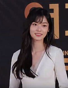 191231 신도현 .jpg