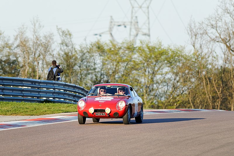 File:Abarth Simca 1300 - Circuit de Dijon Prenois 01.jpg