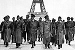 Ο Χίτλερ κατευθύνεται προς το Παλαί ντε Σαγιό