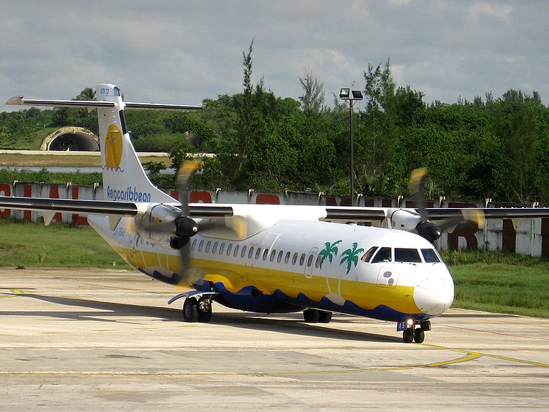 File:Aerocaribbean ATR 72.jpg