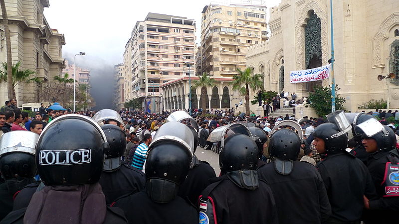 File:Afternoon prayers bringing a sense of calm before protests start again - Flickr - Al Jazeera English.jpg