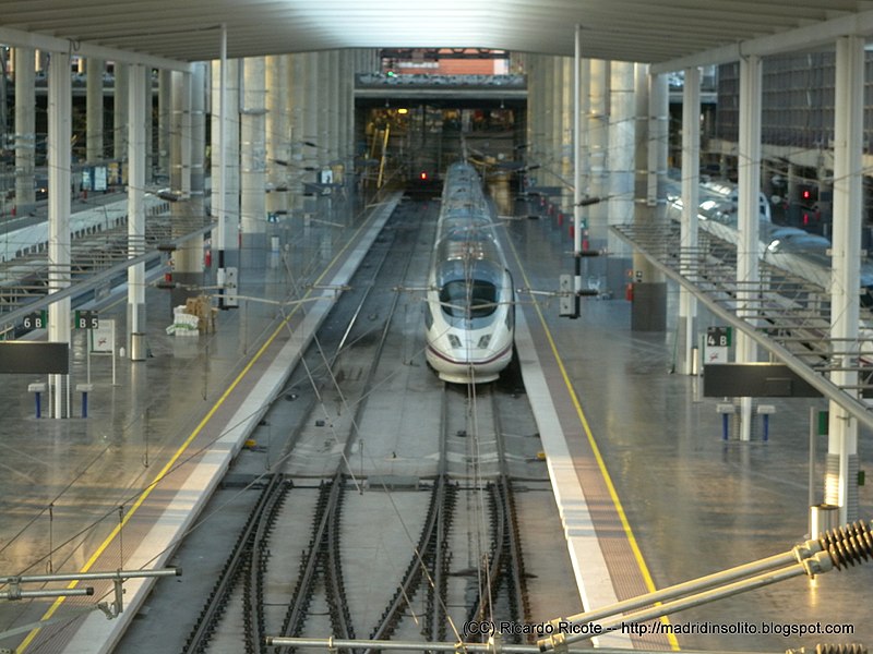 File:Ampliación de la Estación de Atocha (5374495240).jpg