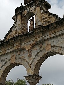 Arco de Ingreso de Zapopan al frente..jpg 