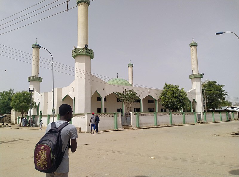 File:Auyo Central Juma'at Mosque.jpg