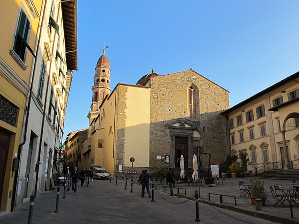 The film was shot in Arezzo, Tuscany, including by the Badia delle Sante Flora e Lucilla.