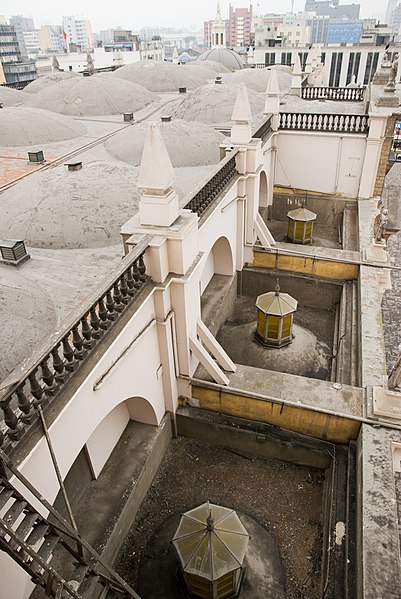 Файл:Basílica Catedral de Lima-16.jpg