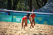 Deutsch: Beachvolleyball bei den Olympischen Jugendspielen 2018; Tag 8, 14. Oktober 2018; Mädchen, Achtelfinale – Bolivien-Puerto Rico 0:2 (18–21/18–21 ) English: Beach volleyball at the 2018 Summer Youth Olympics at 14 October 2018 – Girls Round of 16 – Bolivia-Puerto Rico 0:2 (18–21/18–21 )