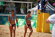 Deutsch: Beachvolleyball bei den Olympischen Jugendspielen 2018; Tag 8, 14. Oktober 2018; Mädchen, Achtelfinale – Mexiko-China 0:2 (15–21/16–21) English: Beach volleyball at the 2018 Summer Youth Olympics at 14 October 2018 – Girls Round of 16 – Mexico-China 0:2 (15–21/16–21)