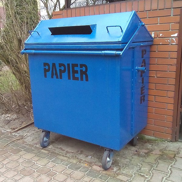 File:Biala-Podlaska-sorted-waste-container~19c06klt.jpg