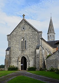 Bioussac 16 Église façade 2014.JPG