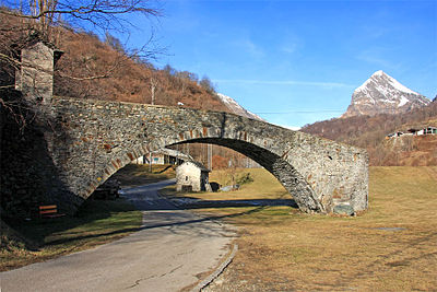 Ponte Romano in Aquila mit Sosto