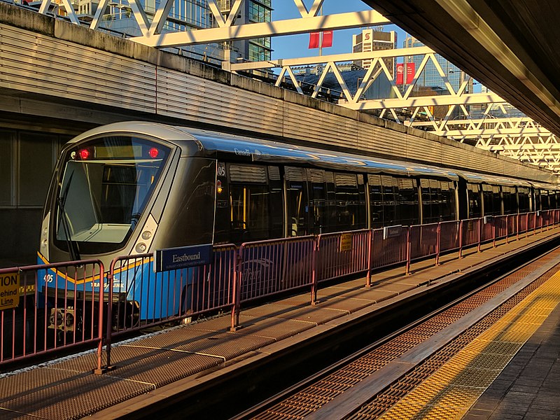 File:Bombardier ART Mark III - Skytrain - Stadium.jpg