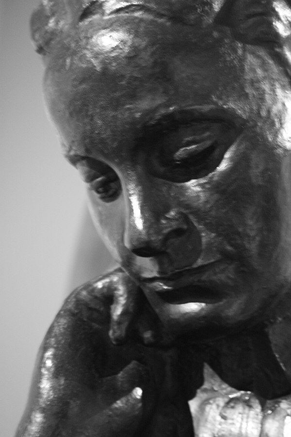 Bronze bust of Elsie Inglis by Ivan Meštrović 1918, SNPG