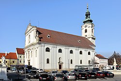 Crkva na glavnom trgu u Brucku