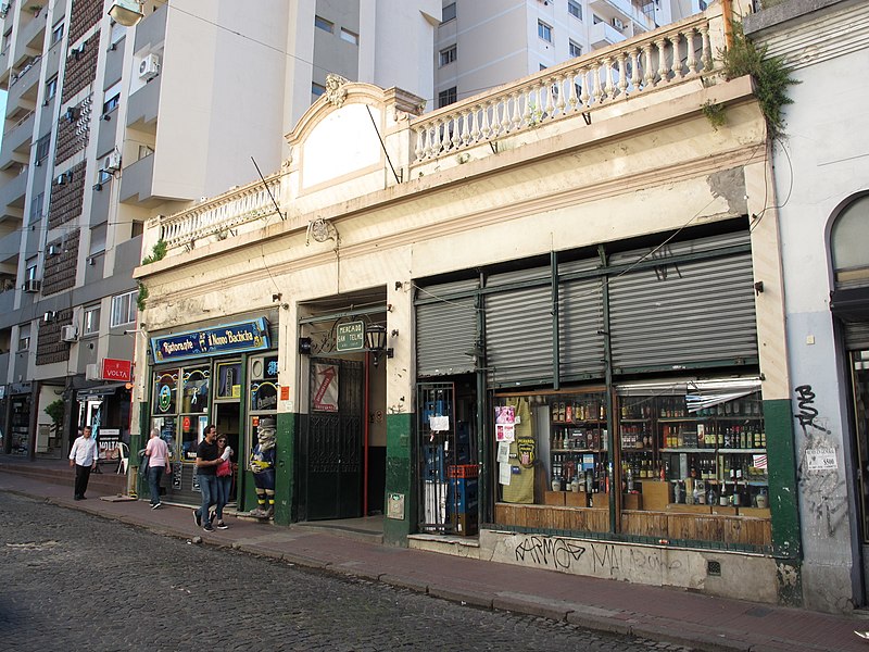 File:Buenos Aires targowisko San Telmo.jpg