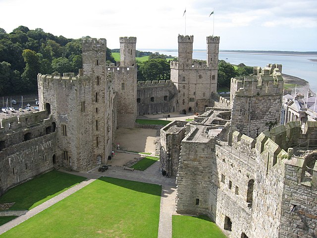 Caernarfon Castle, one of the castles erected in Wales during the reign of Edward I