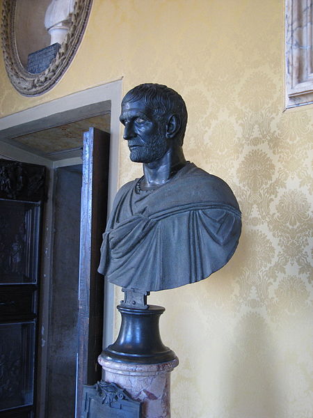 File:Capitoline Brutus.jpg