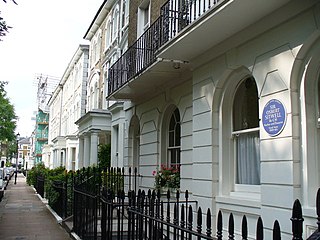 <span class="mw-page-title-main">Carlyle Square</span> Garden square in Chelsea, London