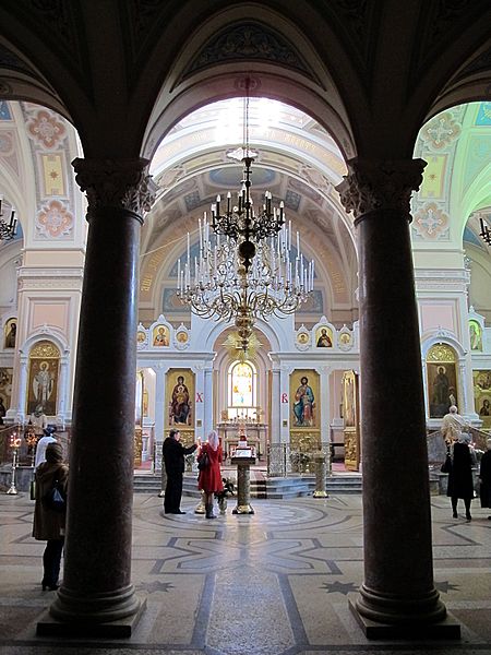 File:Cathedral of the Beheading of the St. John the Baptist (Interiors of central part. Iconostas. Altar.) - Ivanovsky Convent - Moscow - 2011-04-24.JPG