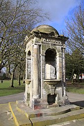 Drinking fountain Chance water fountain West Smethwick park (3341489639).jpg