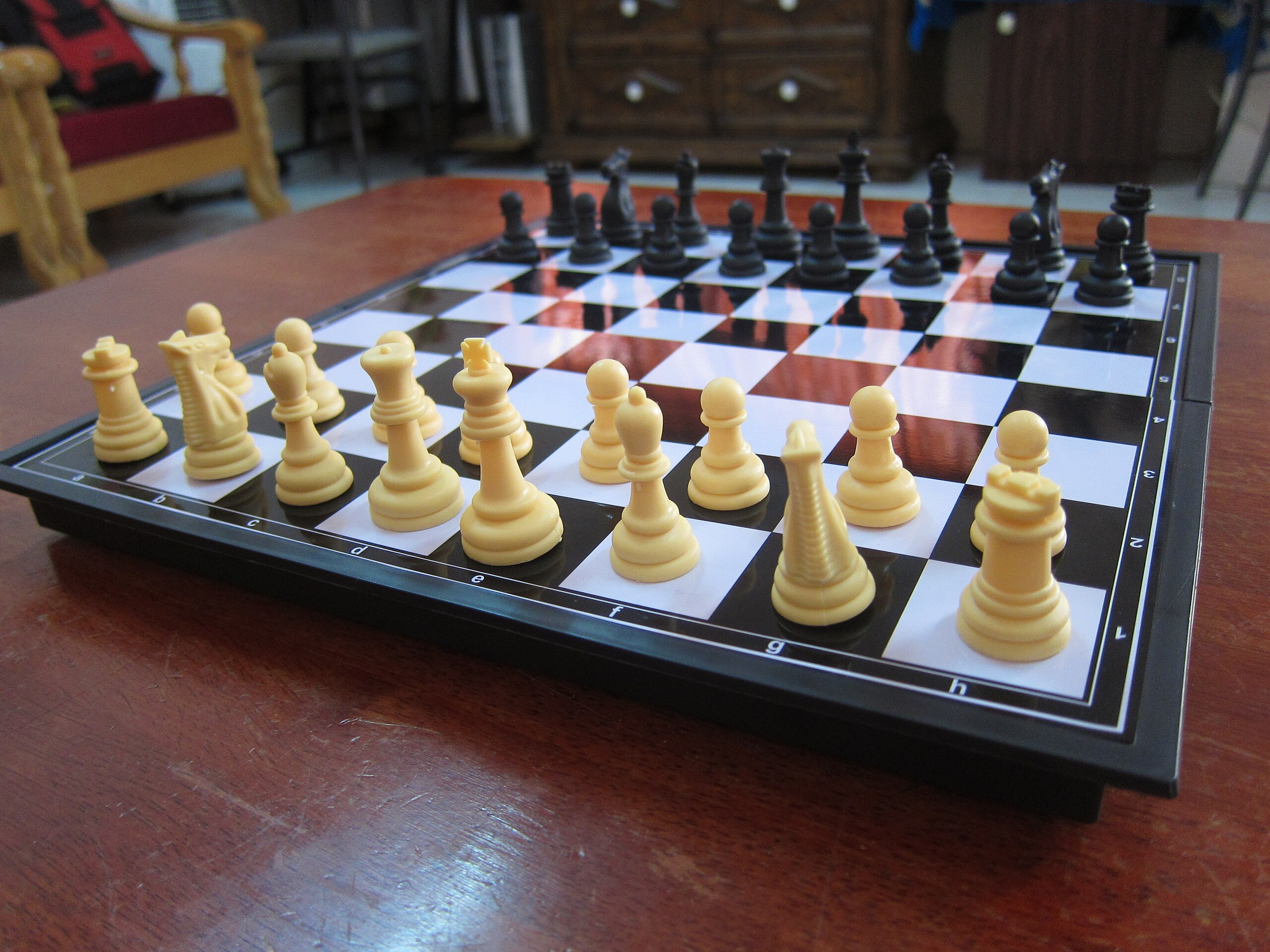 File:Opening chess position from black side.jpg - Wikimedia Commons