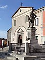 Chiesa della SS. Annunziata e statua bronzea di Francesco Mario Pagano.jpg