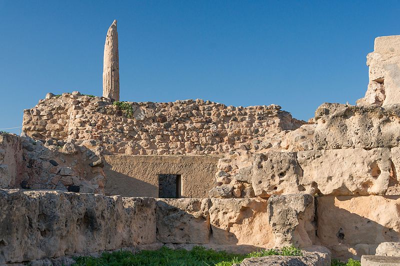 File:Column Apollo Temple Aegina Greece.jpg